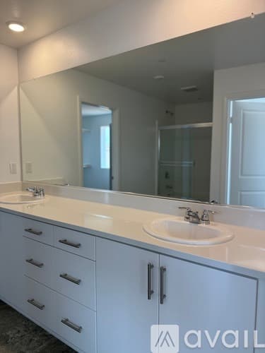 Menifee House: 27267 Sitar Circle