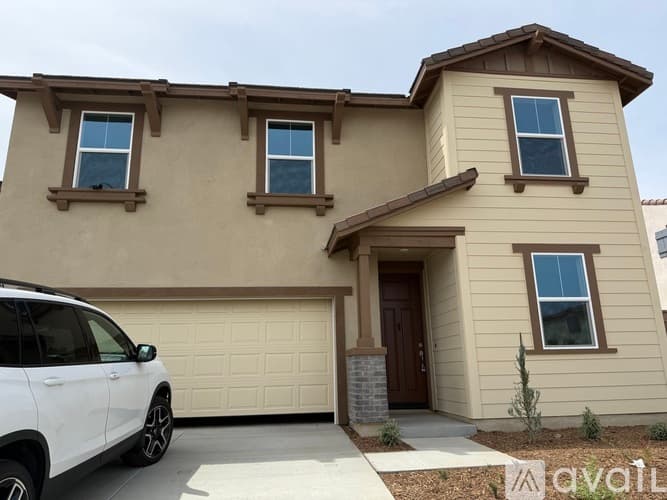 Menifee House: 27267 Sitar Circle
