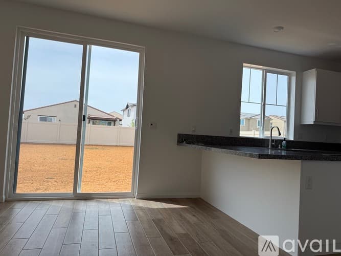 Menifee House: 27267 Sitar Circle