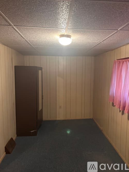 Scranton Apartment: 1309 Hampton Street