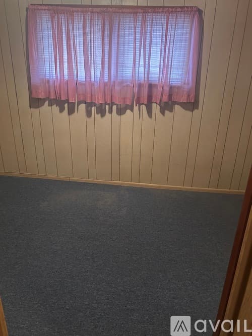 Scranton Apartment: 1309 Hampton Street
