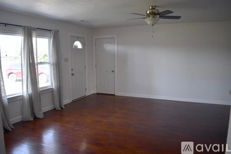 Bolivar Apartment: 1619 W Fair Play St
