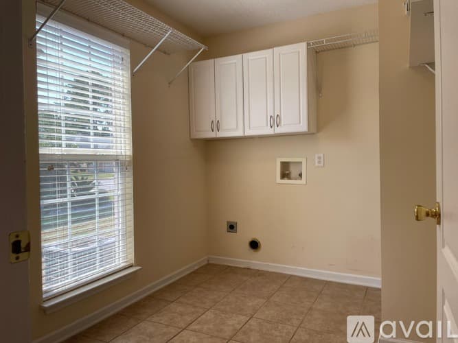 Pooler House: 121 Carolina Cherry Ct
