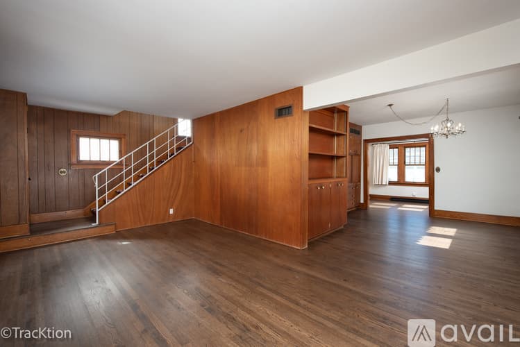 Downers Grove House: 5313 Lyman Avenue
