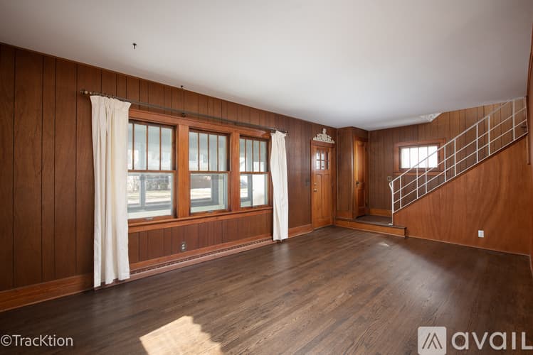 Downers Grove House: 5313 Lyman Avenue