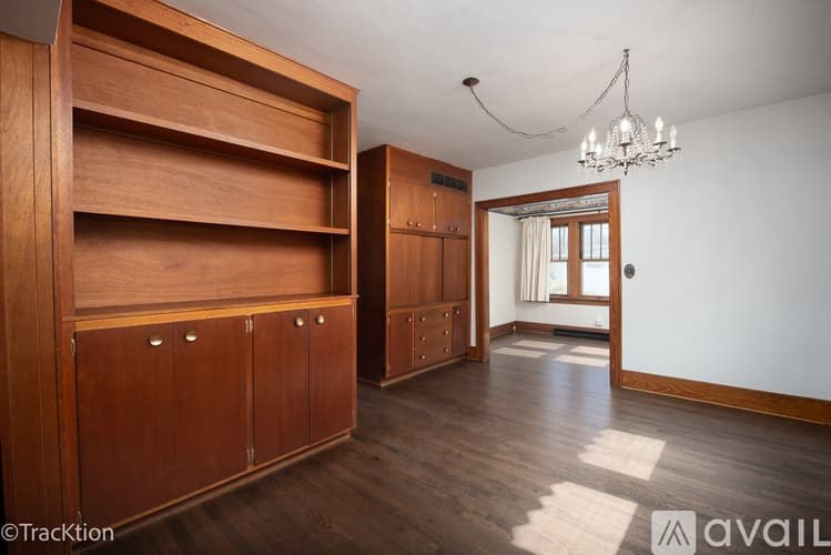 Downers Grove House: 5313 Lyman Avenue