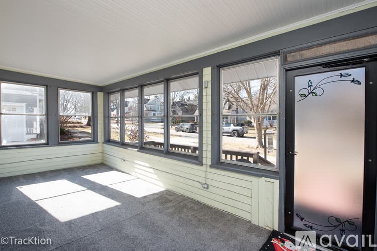 Downers Grove House: 5313 Lyman Avenue