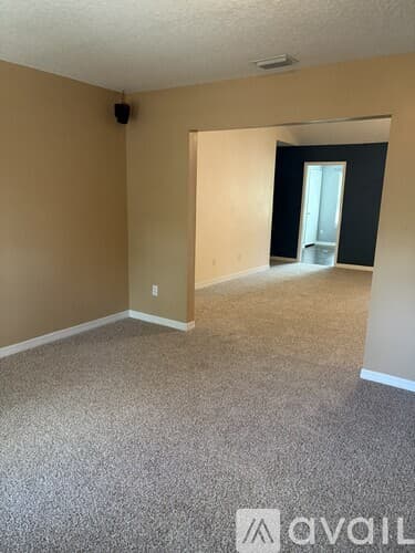 Jacksonville House: 3315 Ayrshire Street