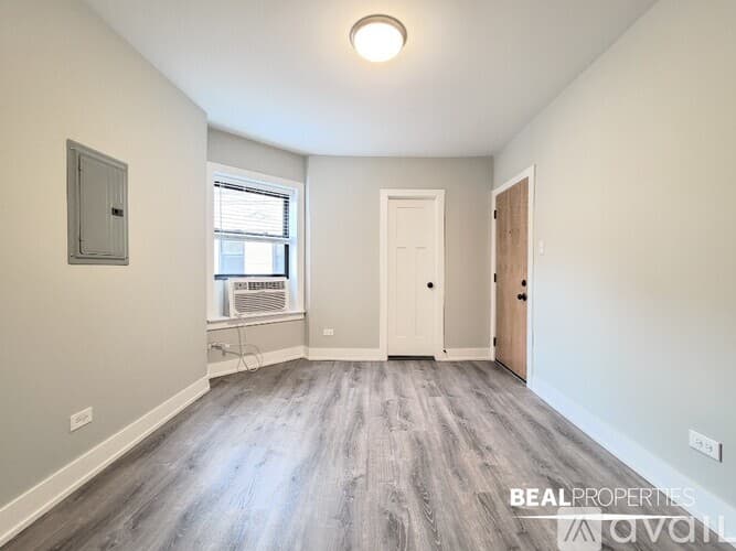 Chicago Condo: 429 W Belden Ave