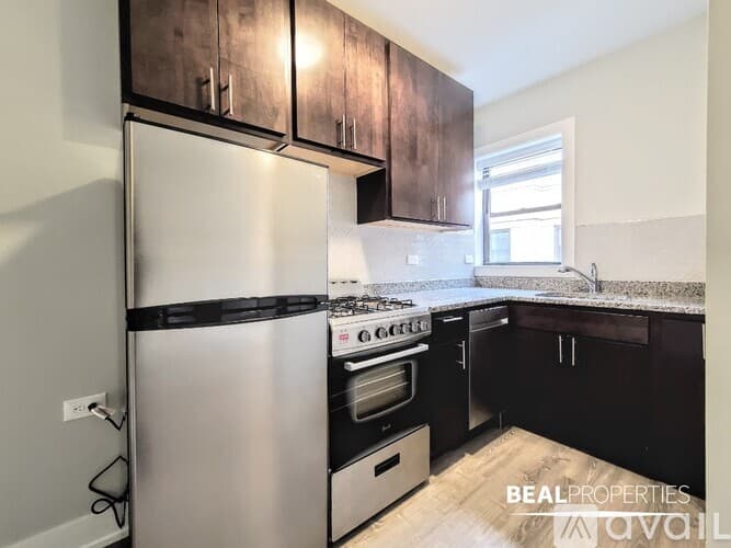 Chicago Condo: 429 W Belden Ave