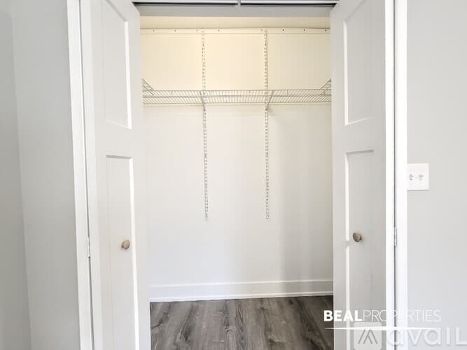 Chicago Condo: 429 W Belden Ave