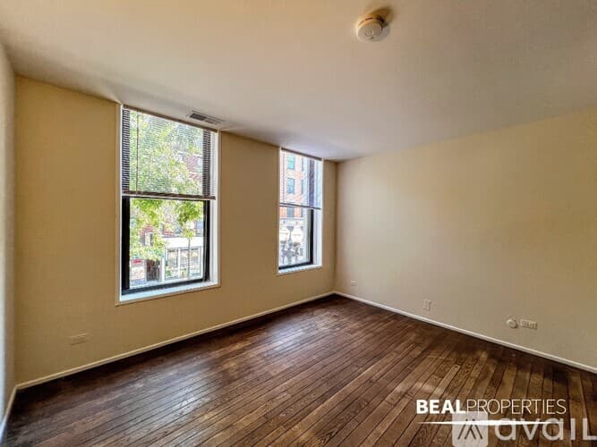 Chicago Condo: 600 W Surf St