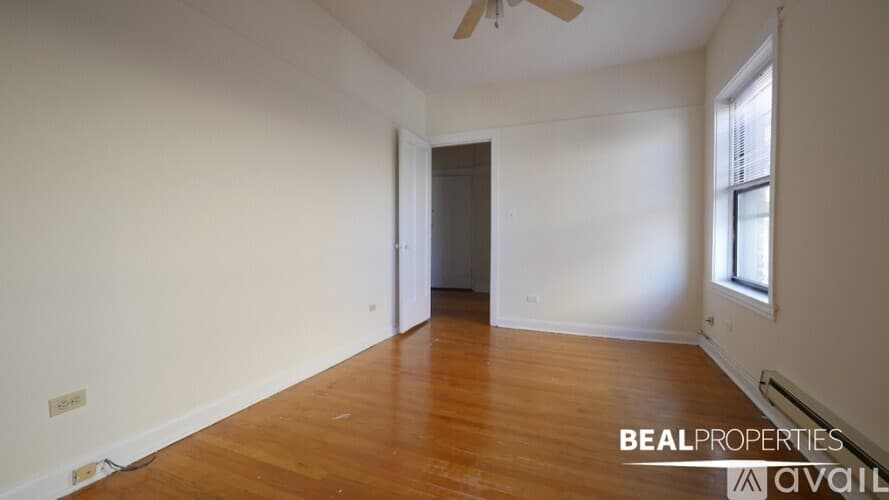 Chicago Condo: 816 W Waveland Ave