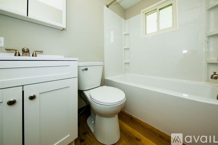 Columbus Apartment: 4944 Fairway Ct
