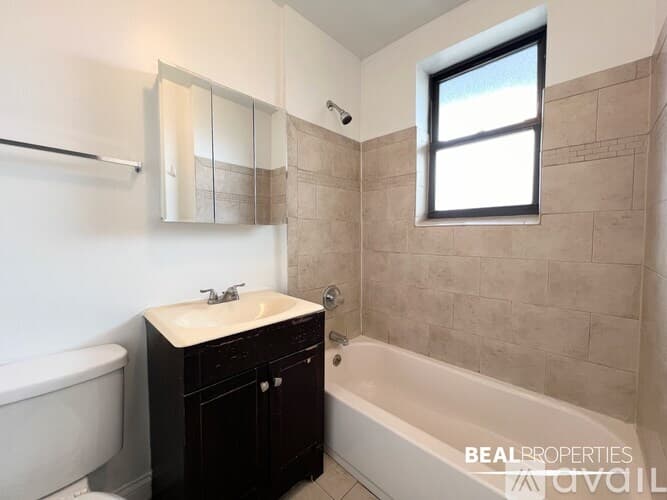 Chicago Condo: 4409 N Wolcott Ave