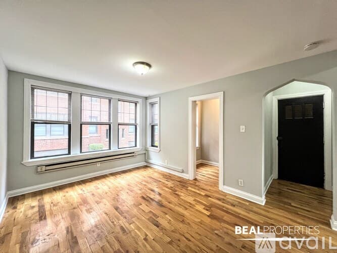 Chicago Condo: 4409 N Wolcott Ave