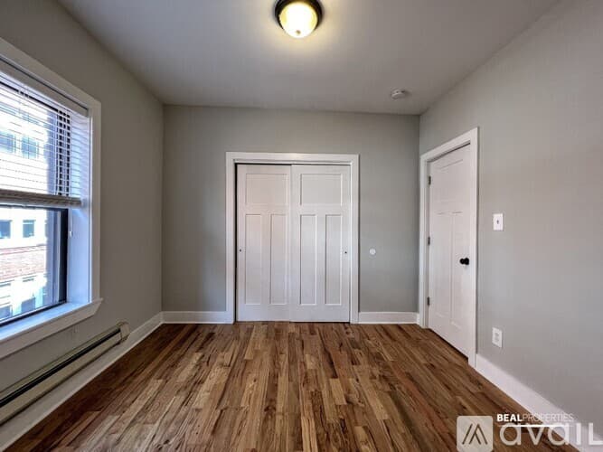 Chicago Condo: 4421 N Wolcott Ave