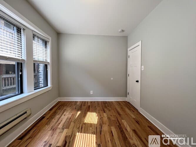 Chicago Condo: 4421 N Wolcott Ave