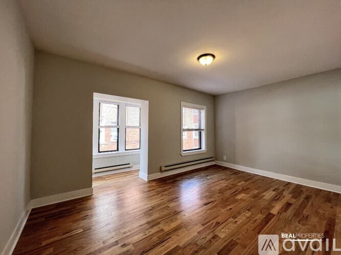 Chicago Condo: 4421 N Wolcott Ave