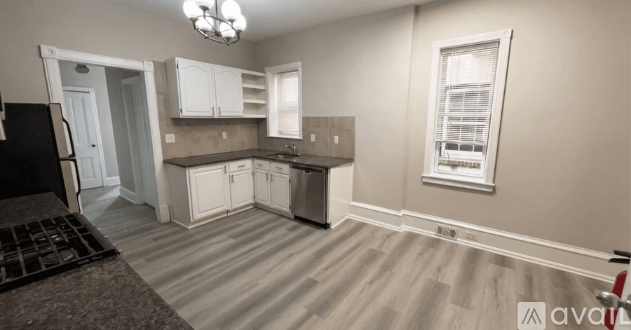 Philadelphia Apartment: 637 N 32nd St