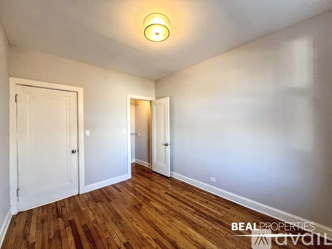 Chicago Condo: 2325 N Rockwell St