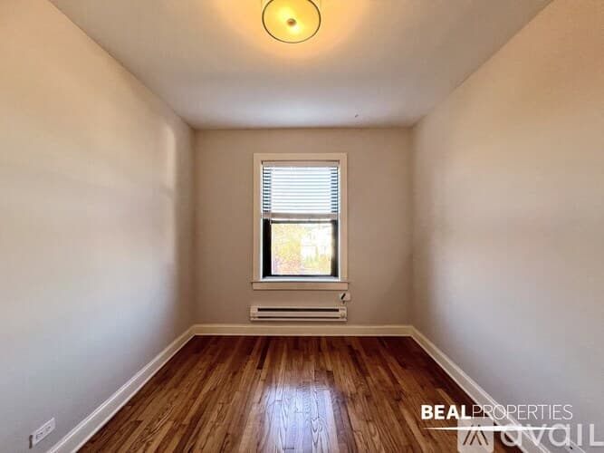 Chicago Condo: 2325 N Rockwell St