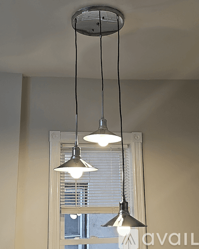 Philadelphia Apartment: 637 N 32nd St