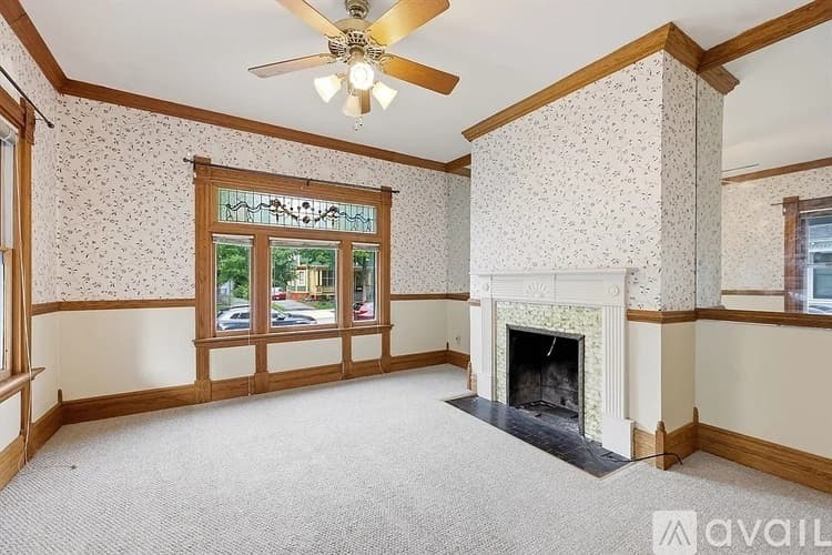 Springfield House: 79 Firglade Avenue