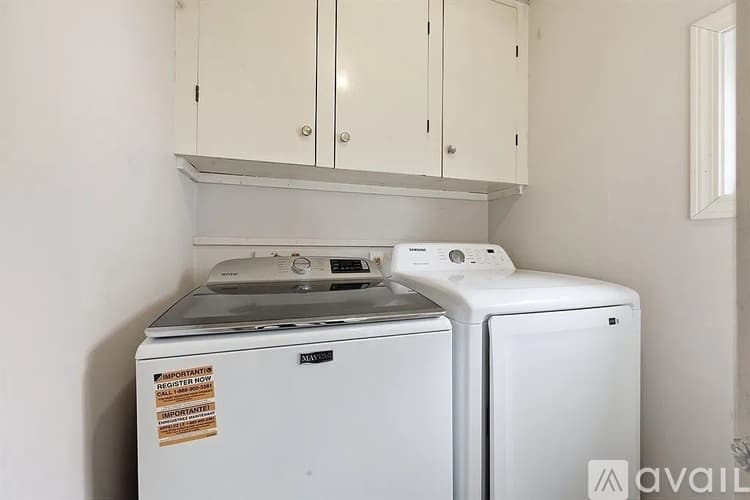 Springfield House: 79 Firglade Avenue