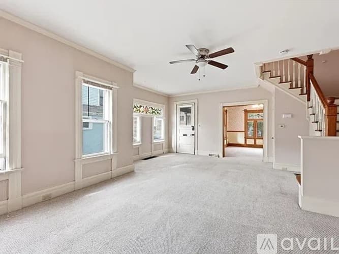 Springfield House: 79 Firglade Avenue
