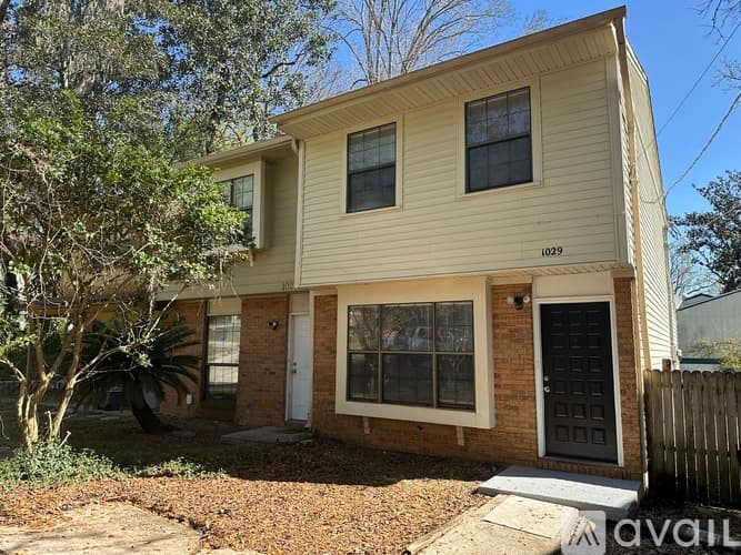 Tallahassee Townhome: 1029 Sutor Rd