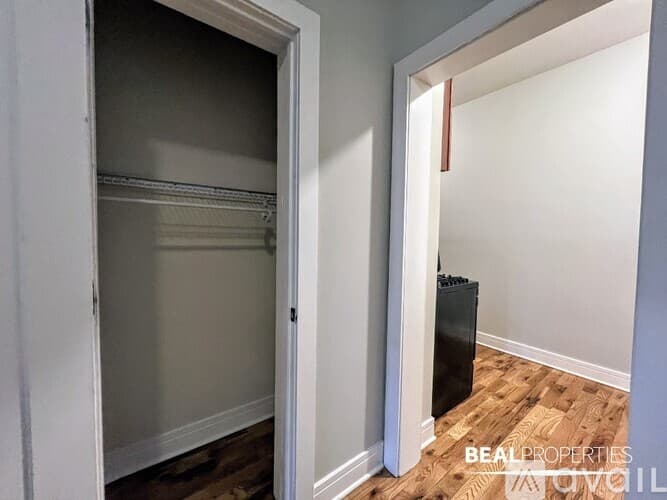 Chicago Apartment: 4631 N Paulina St