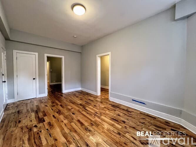 Chicago Apartment: 4631 N Paulina St