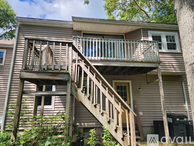 Mashpee House: 24 Fawn Road