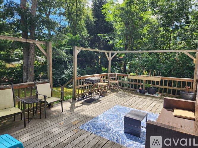 Mashpee House: 24 Fawn Road