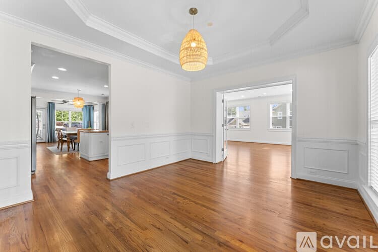 Greenville House: 100 Cutler Way