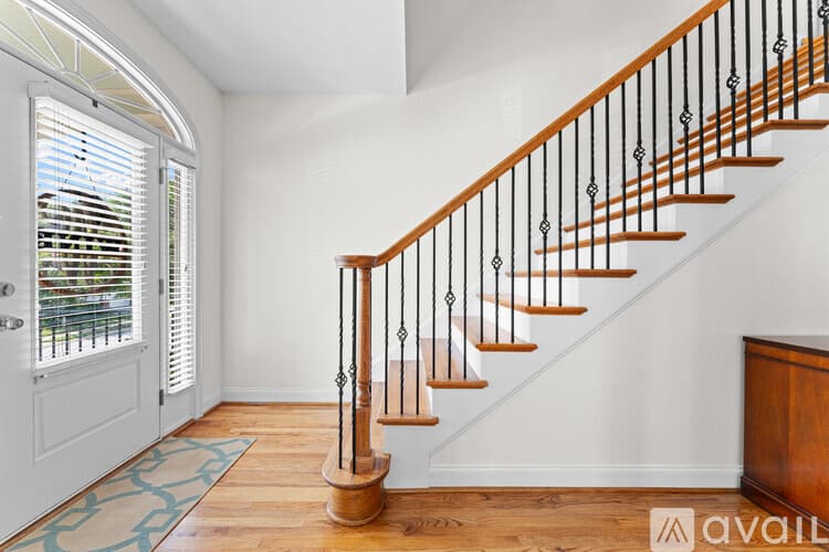 Greenville House: 100 Cutler Way