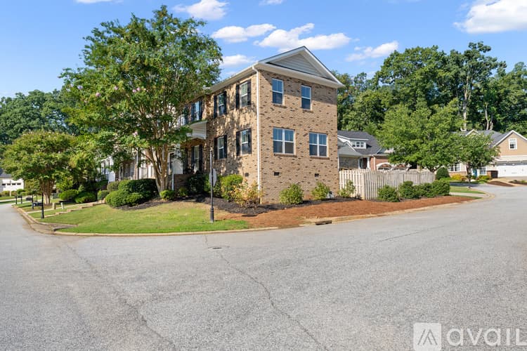 Greenville House: 100 Cutler Way