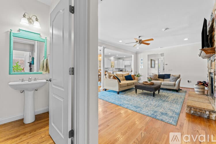 Greenville House: 100 Cutler Way