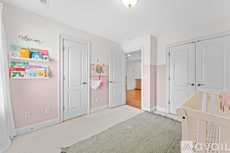 Greenville House: 100 Cutler Way