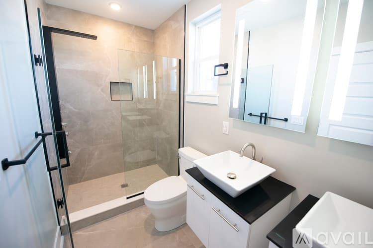 Philadelphia Condo: 2835 W Oxford St