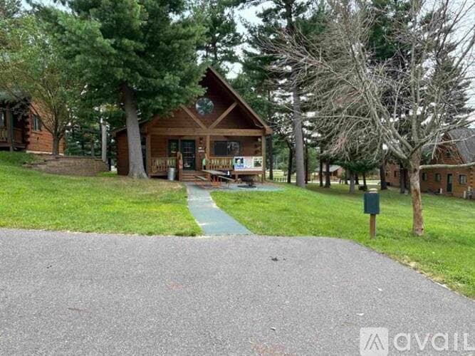 Warrens House: 912 Paddle Boat Court