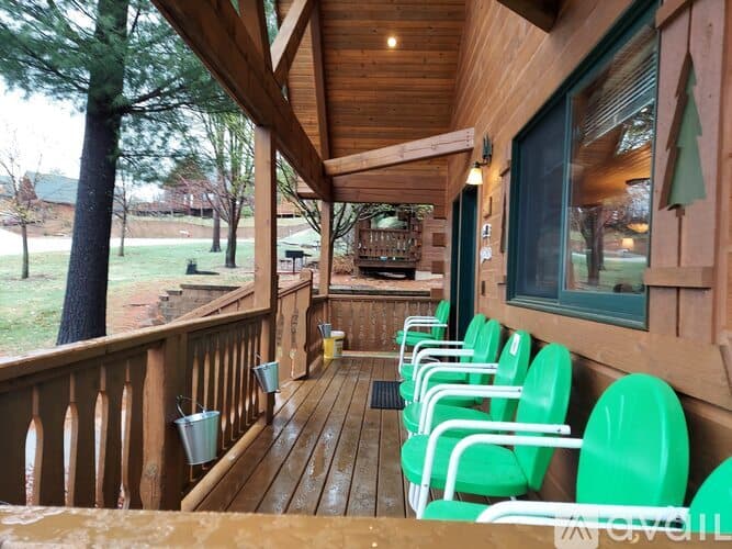 Warrens House: 912 Paddle Boat Court