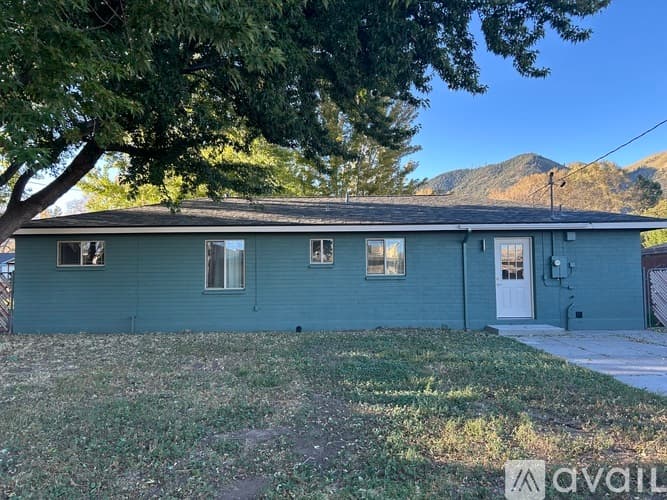 Flagstaff House: 2809 East Lewis Drive