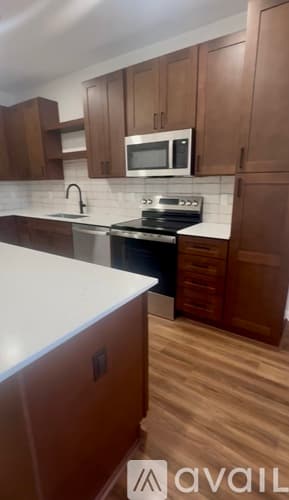 Tampa Apartment: 1622 Nuccio Pkwy