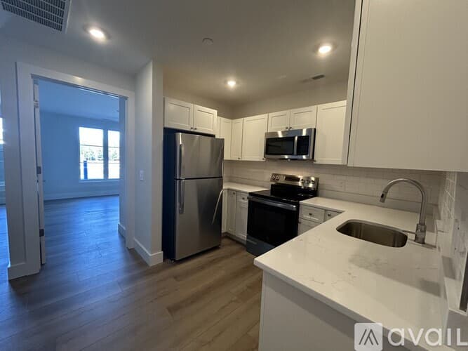 Ridgefield Apartment: 34 Bailey Ave