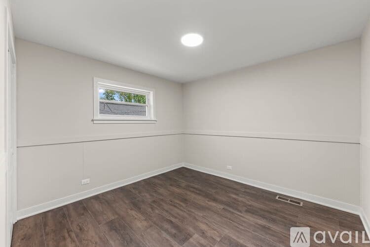 Wheaton House: 107 N Pierce Ave