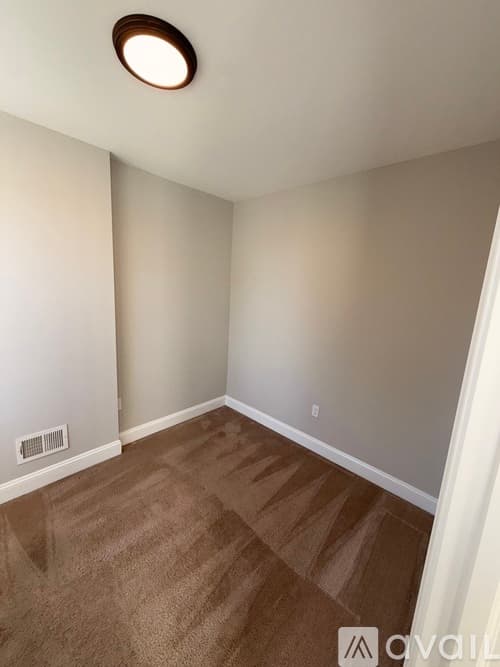 Norristown Townhome: 262 Minor St