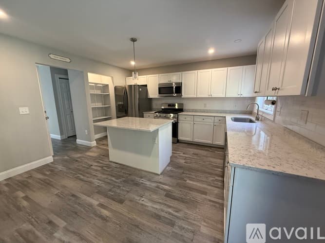 Nottingham Townhome: 91 B Kennard Road