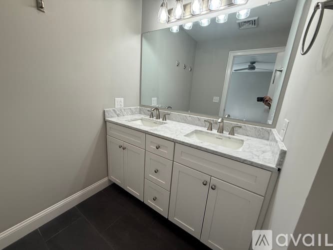 Nottingham Townhome: 91 B Kennard Road